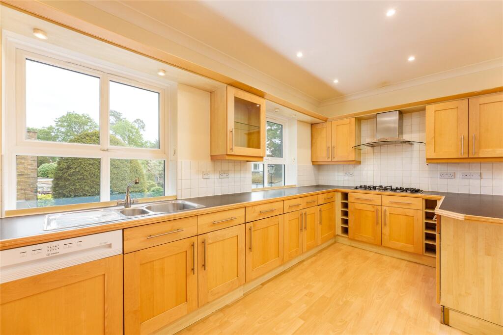 Main image of property: The Laurels, Weybridge, KT13