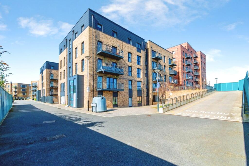 Main image of property: Thomas Blake Avenue, Southampton, Hampshire, SO14