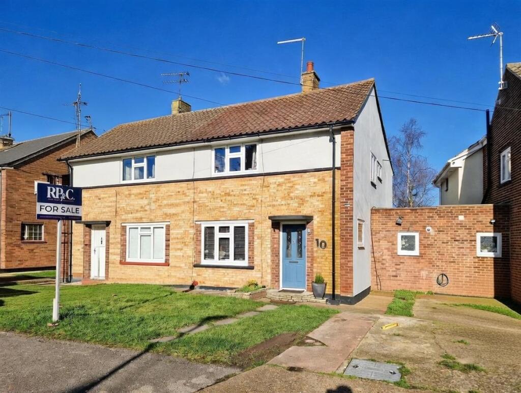 Main image of property: Parkfields, Benfleet