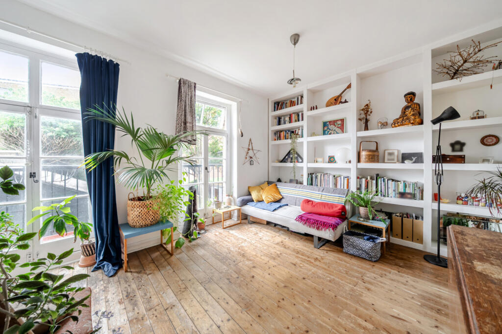 Apartment in London - View 4