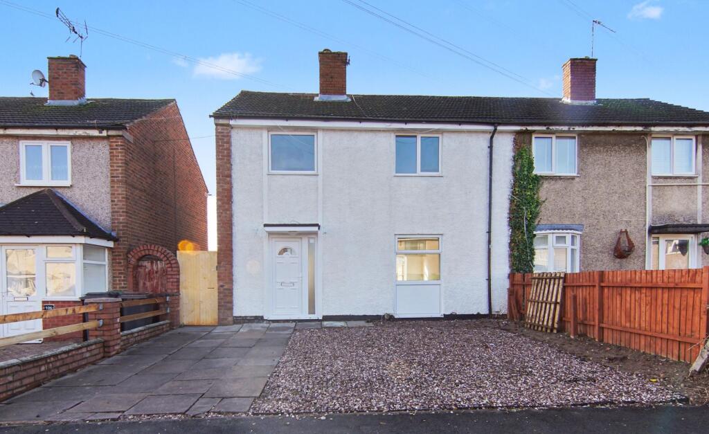 3-bed semi-detached on Newcomen Road, Bedworth, CV12, £185,000