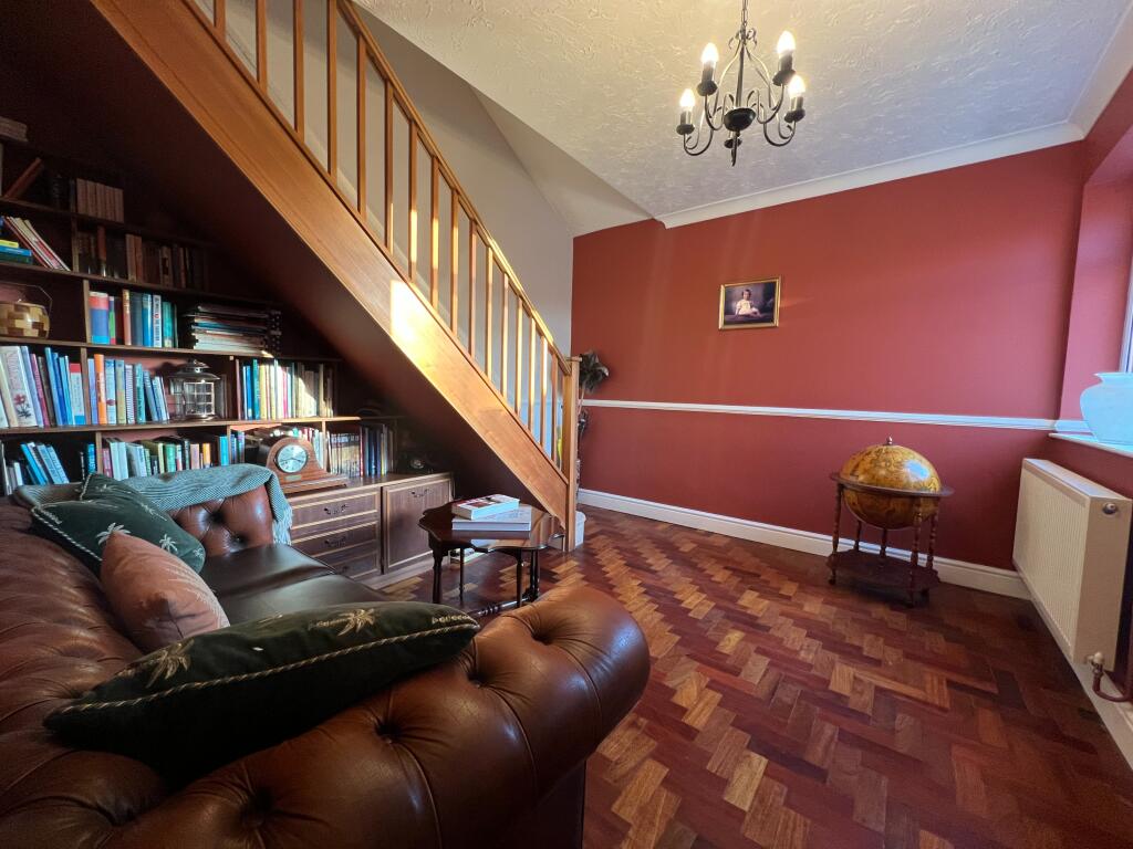 The Strand, Wherstead IP2 8NL  photo 4