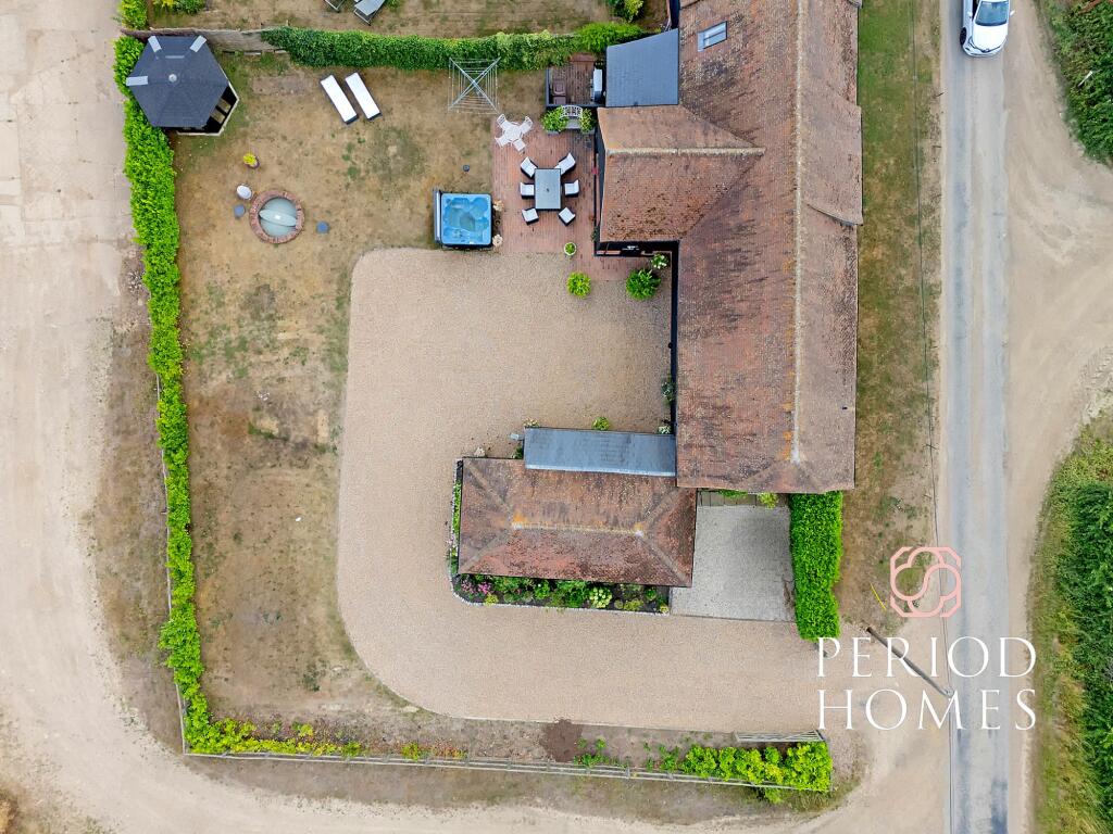 2 Alsteads Barn Alsteads Farm photo 4