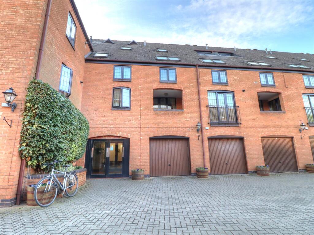 Main image of property: Brewery Street, Stratford-Upon-Avon