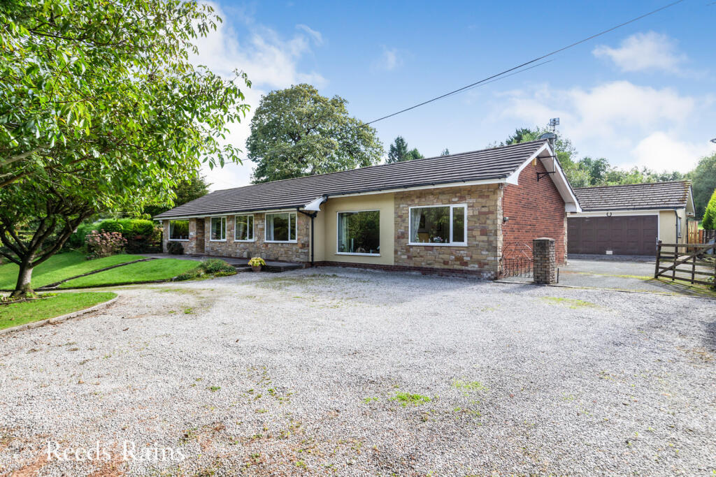 Main image of property: Blackburn Road, Higher Wheelton, Chorley, Lancashire, PR6