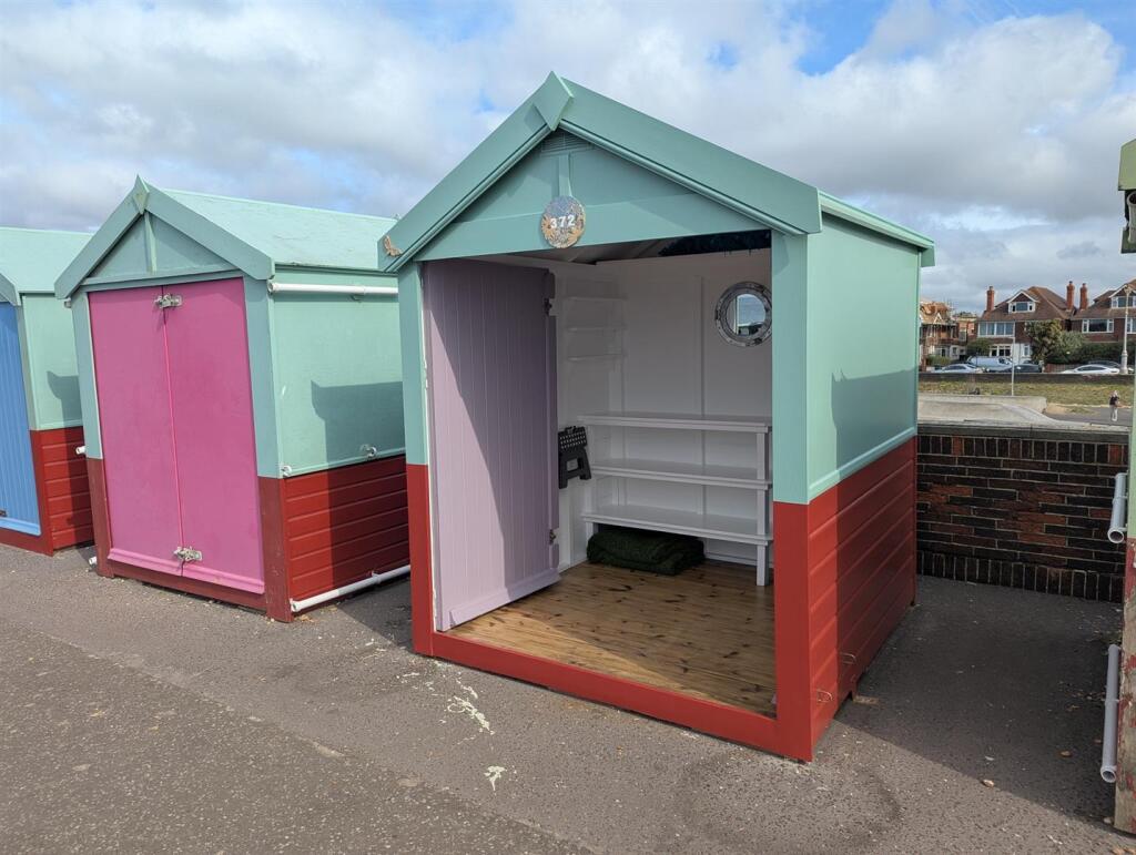 Kingsway, Hove photo 2
