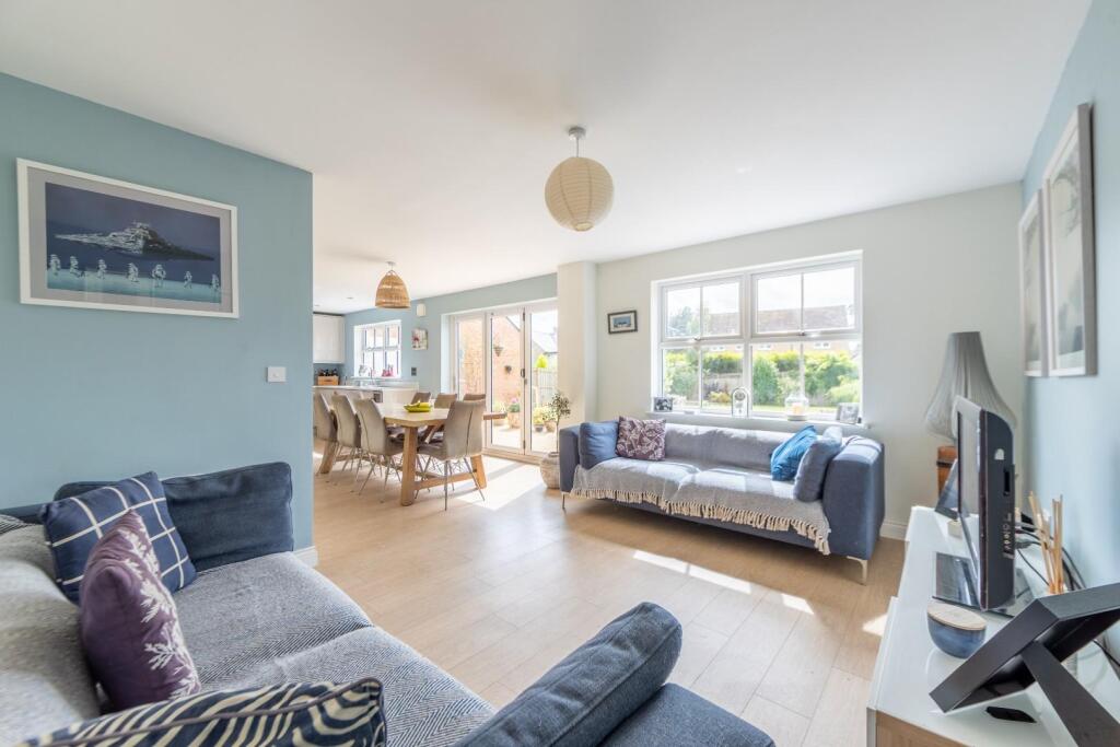 House in Newcastle upon Tyne, Humshaugh - More