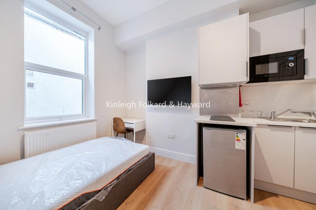 Main image of property: Uxbridge Road, London, W12