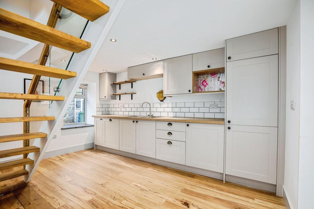 House in Shrewsbury - View 4