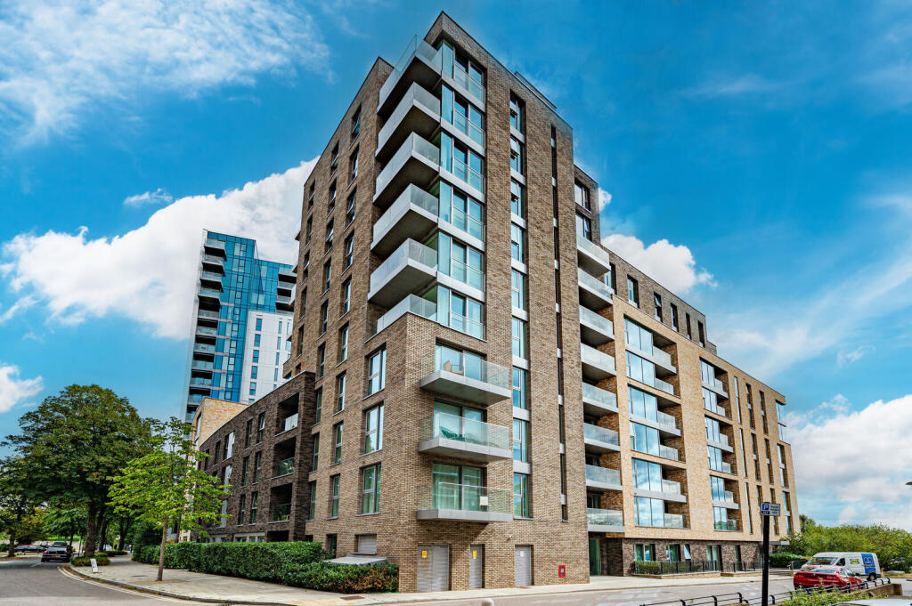 Main image of property: Woodberry Down, N4, Stoke Newington, London, N4