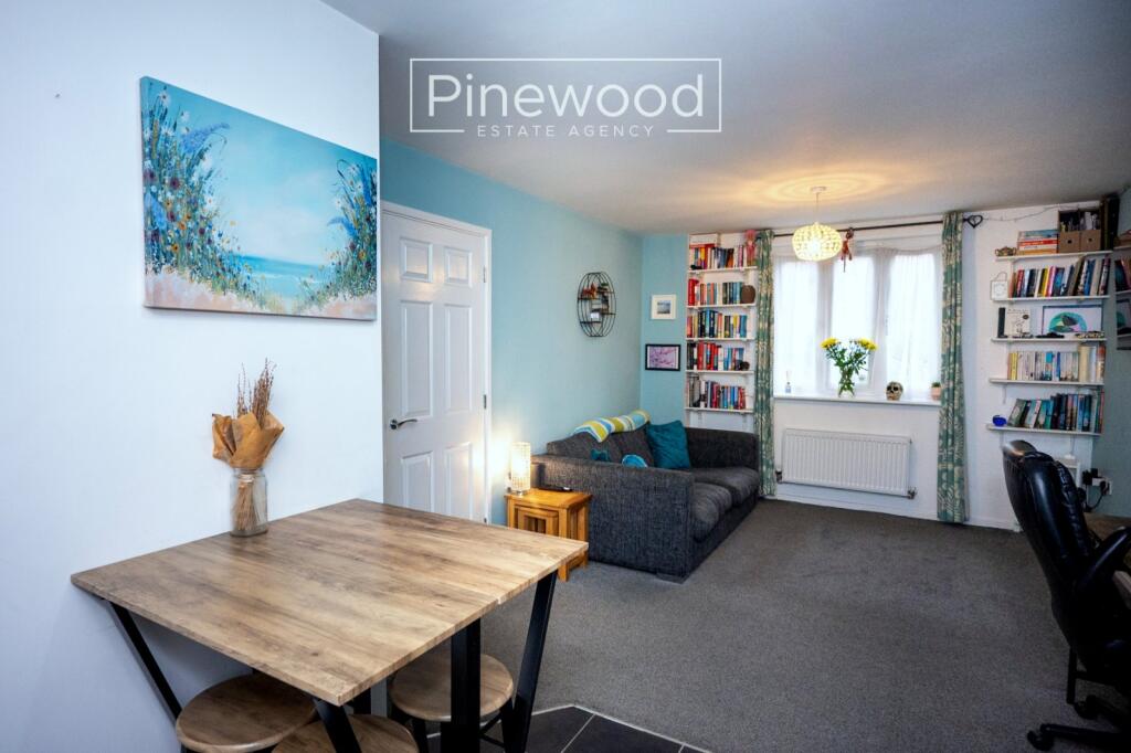 Apartment in Chester - View 3