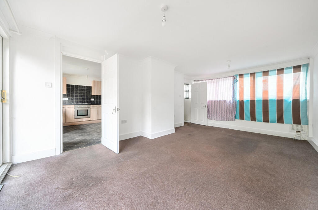 House in Chelmsford - View 2