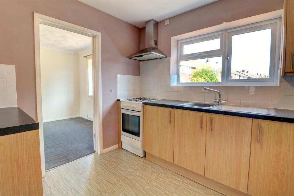 House in Walsall, West Midlands - View 4