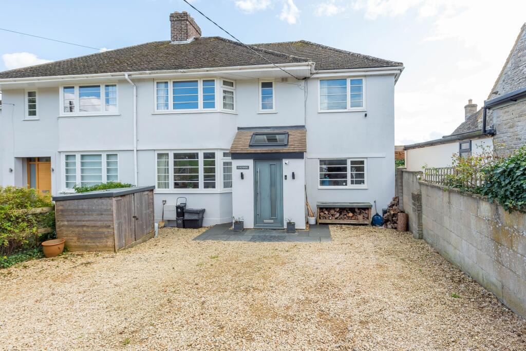 Main image of property: The Green, Leafield, OX29