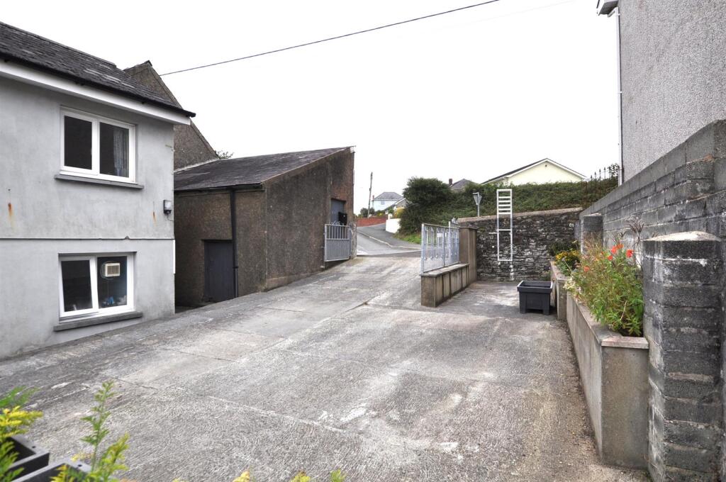 House in Swansea - View 4