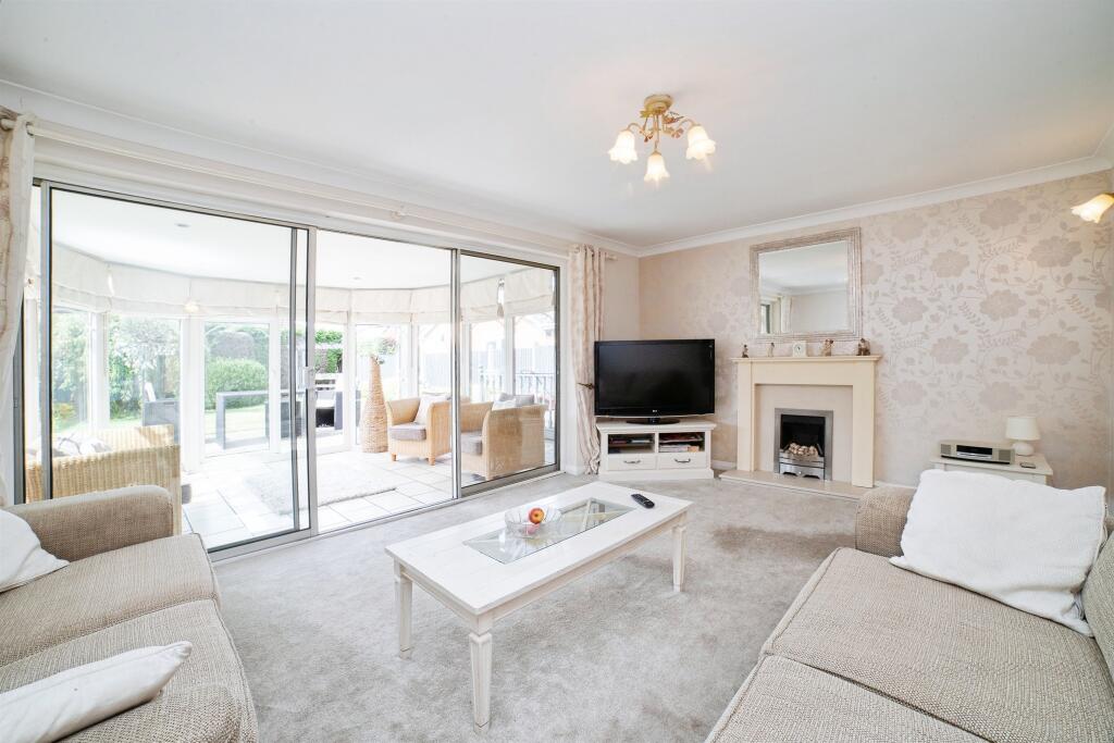 Lyle Close, Kimberley, Nottingham - View 6