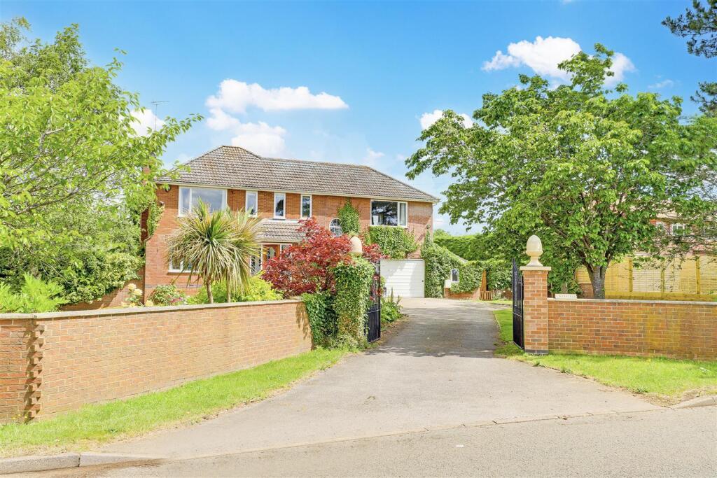 Main image of property: Boat Lane, Hoveringham