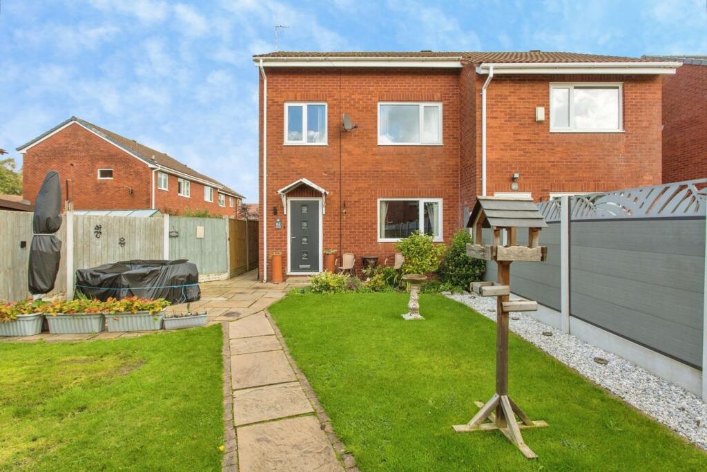 Main image of property: Wymundsley, Chorley, PR7