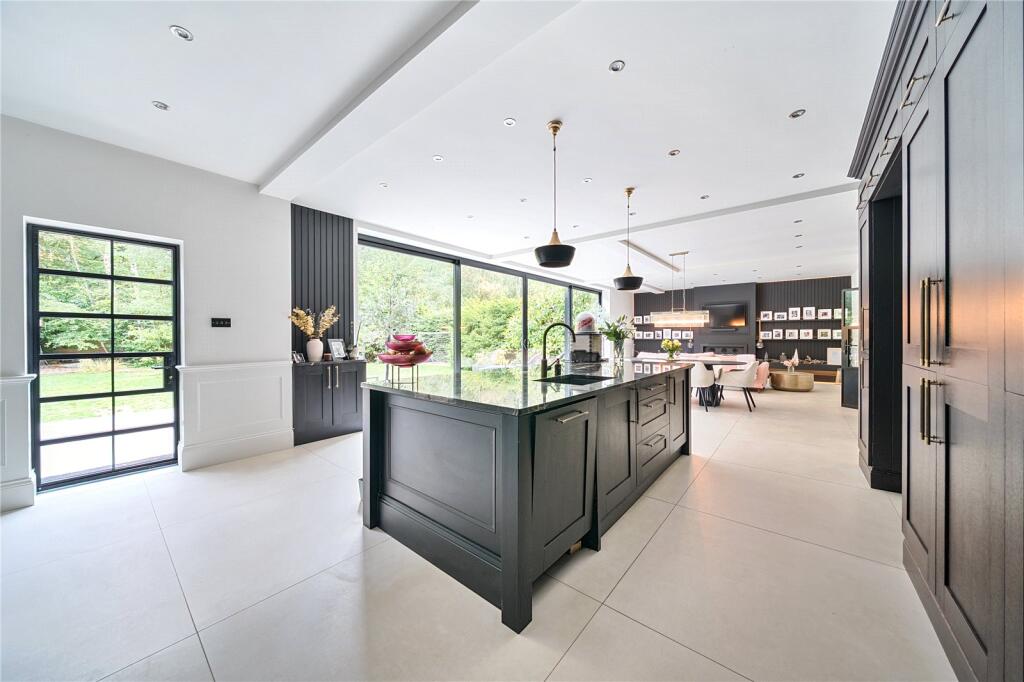 House in Harrogate, The Saints - View 3