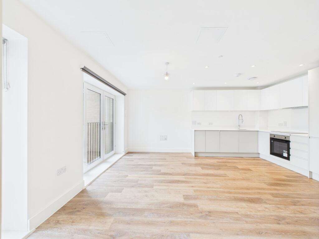 Main image of property: Bath Road, Slough, Berkshire, SL1