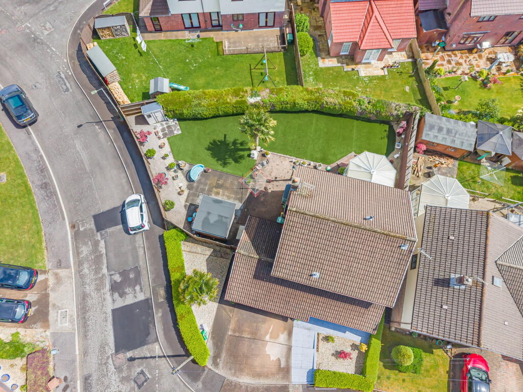 Main image of property: Skenfrith Close, Blackwood, Grove Park, NP12