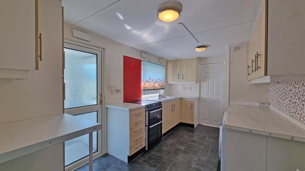 House in Stratford-on-Avon, Forshaw Heath, Tanworth-in-Arden - View 5