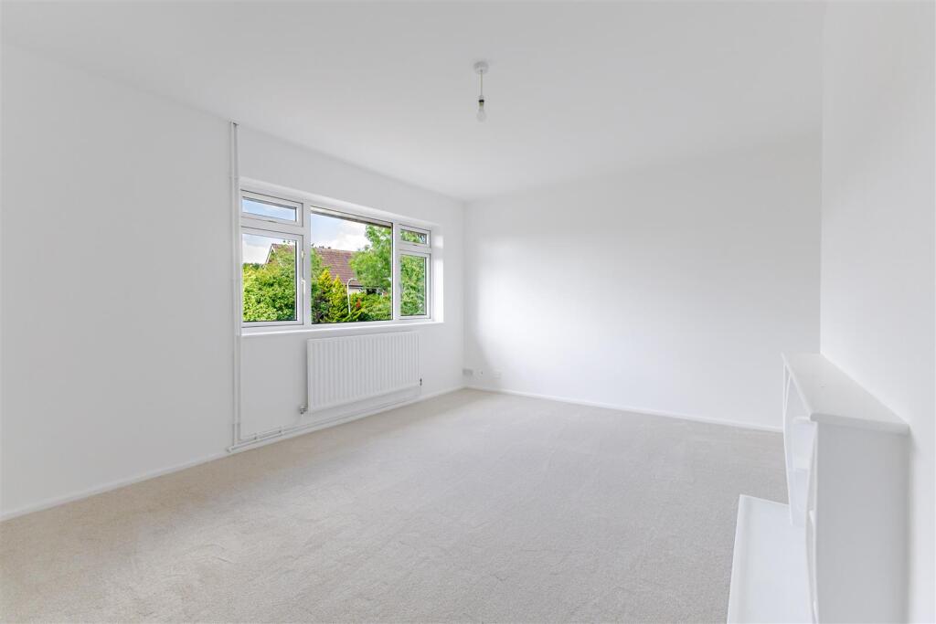 Apartment in London - View 2