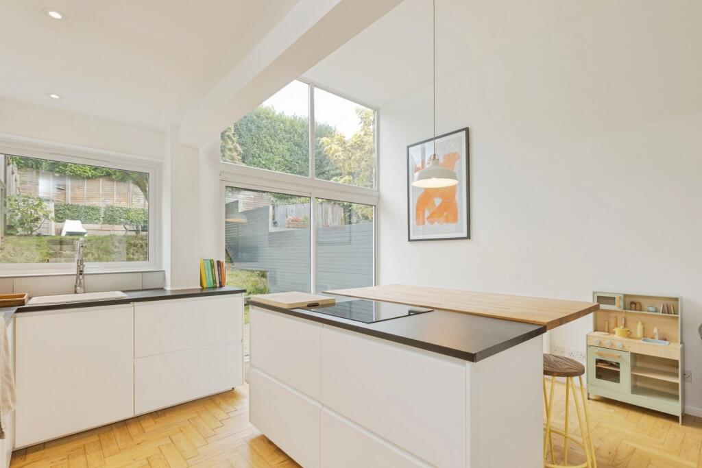 Main image of property: Ashdown Close, Tunbridge Wells, Kent, TN4