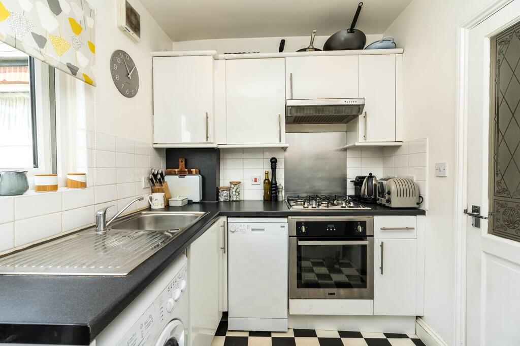 Apartment in London, Myatt's Fields, Loughborough Junction - View 5