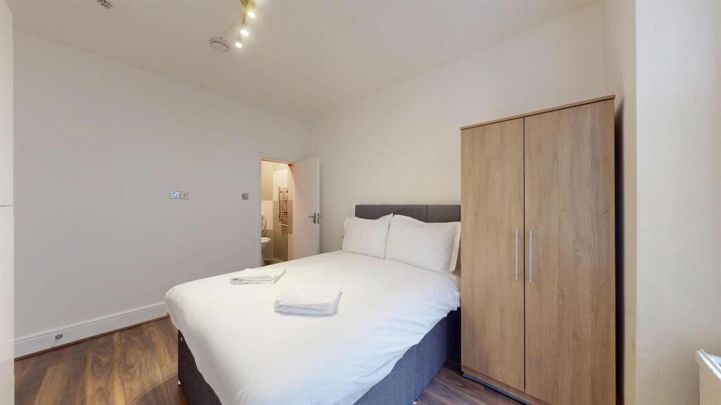 Main image of property: Talbot Square, London