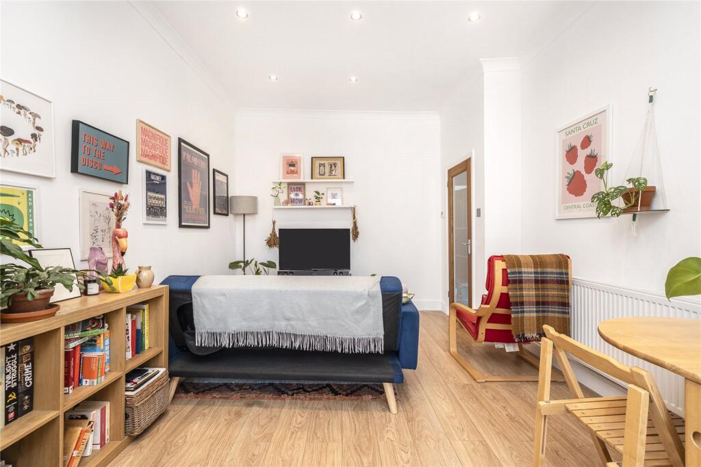 Apartment in London - View 3