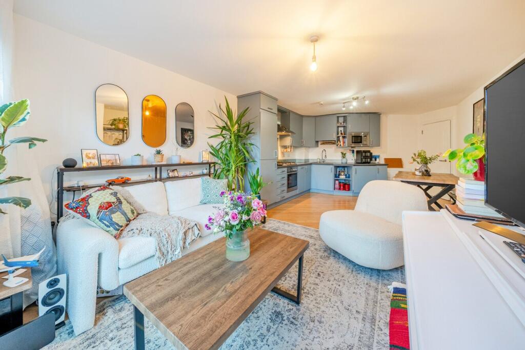 Main image of property: Falcon Road, Battersea, London, SW11