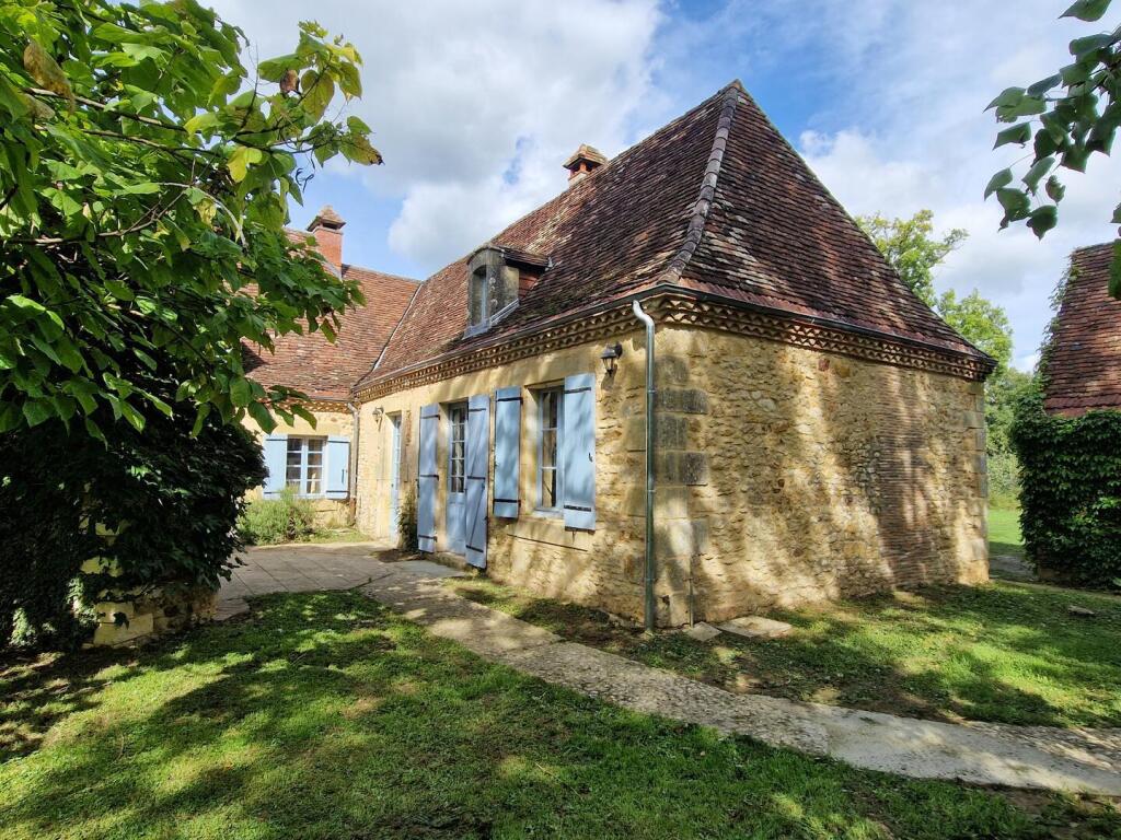 Main image of property: SAINT-FELIX-DE-REILLAC-ET-MORT