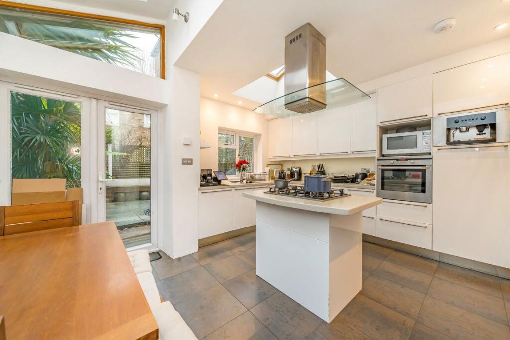 House in London, Strand-on-the-Green - View 4