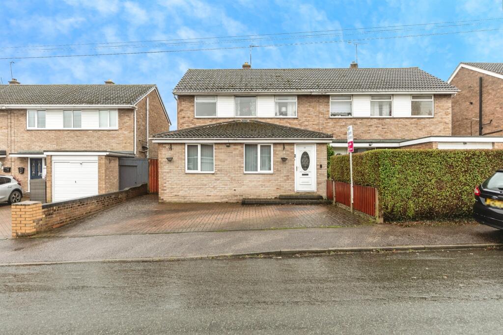 Main image of property: Beacon View, South Kirkby, Pontefract