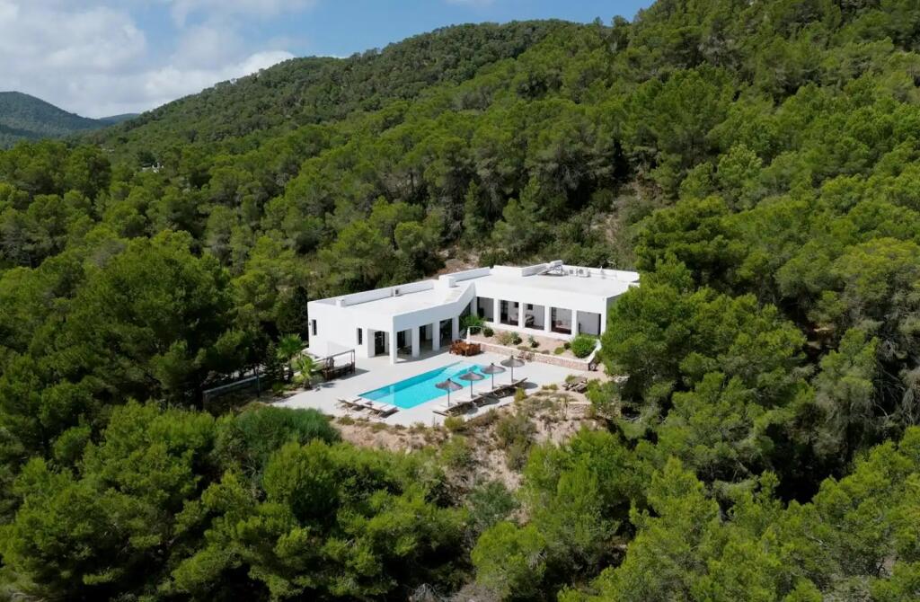 Main image of property: Balearic Islands, Ibiza, Sant Josep De Sa Talaia