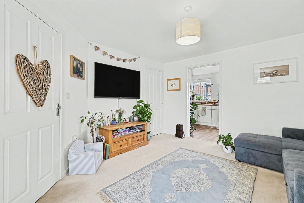 House in Northampton, Kingsthorpe - View 4