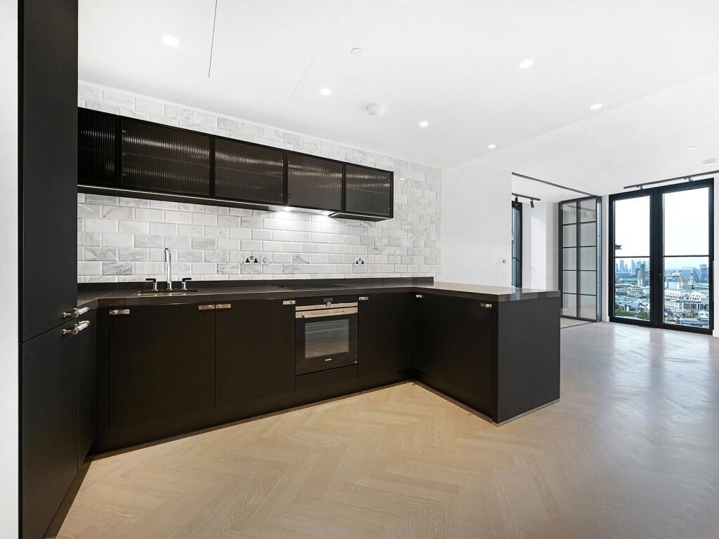 Apartment in London - View 3