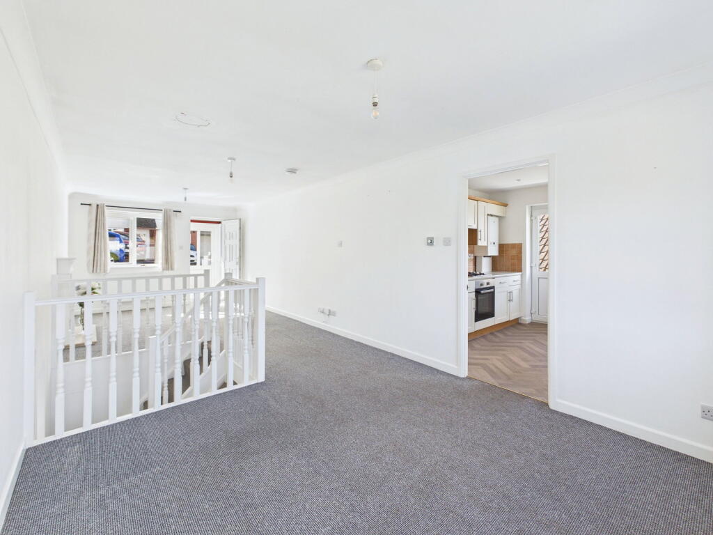 House in Torquay - More