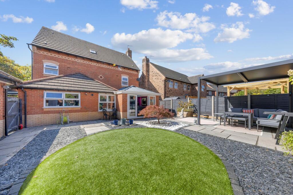 House in Warrington, Winwick Park, Winwick - View 4