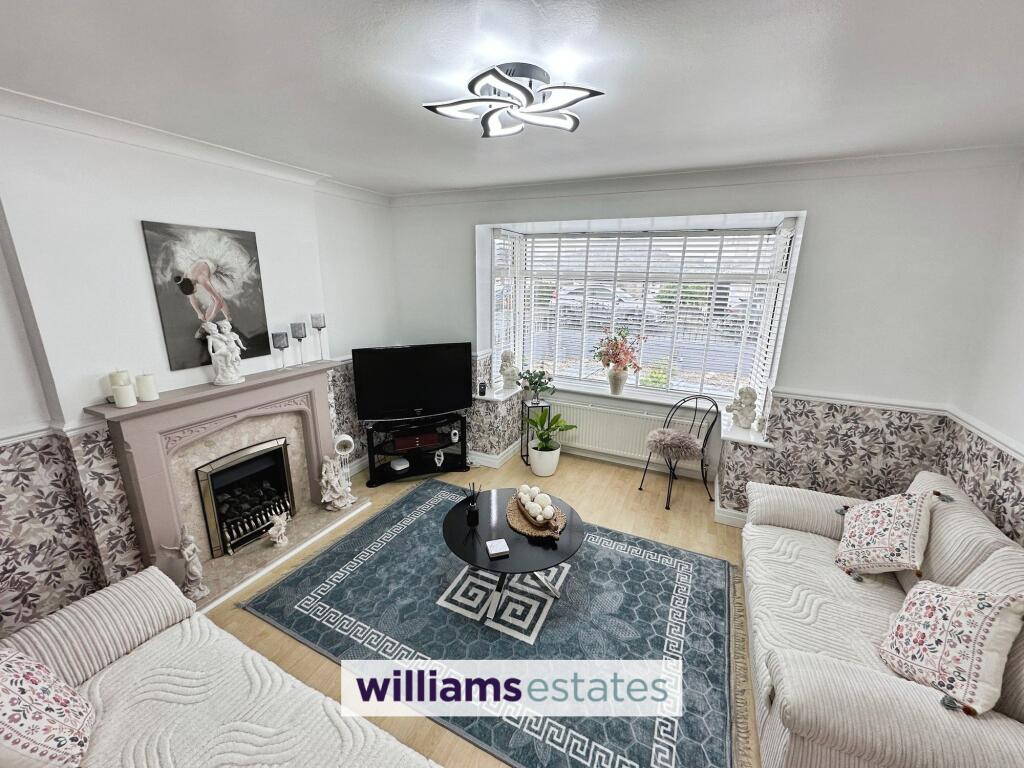 Salisbury Drive, Prestatyn, LL19 photo 3