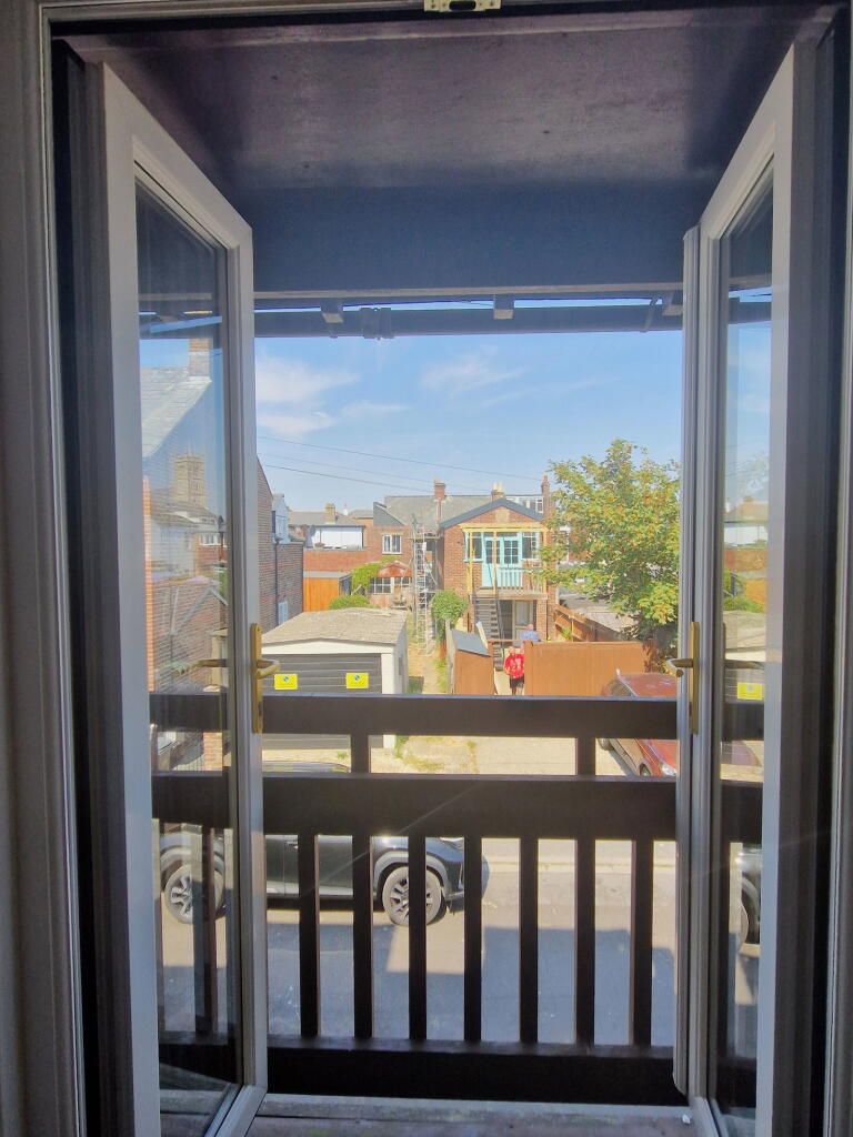 House in Gosport, Hampshire - View 4