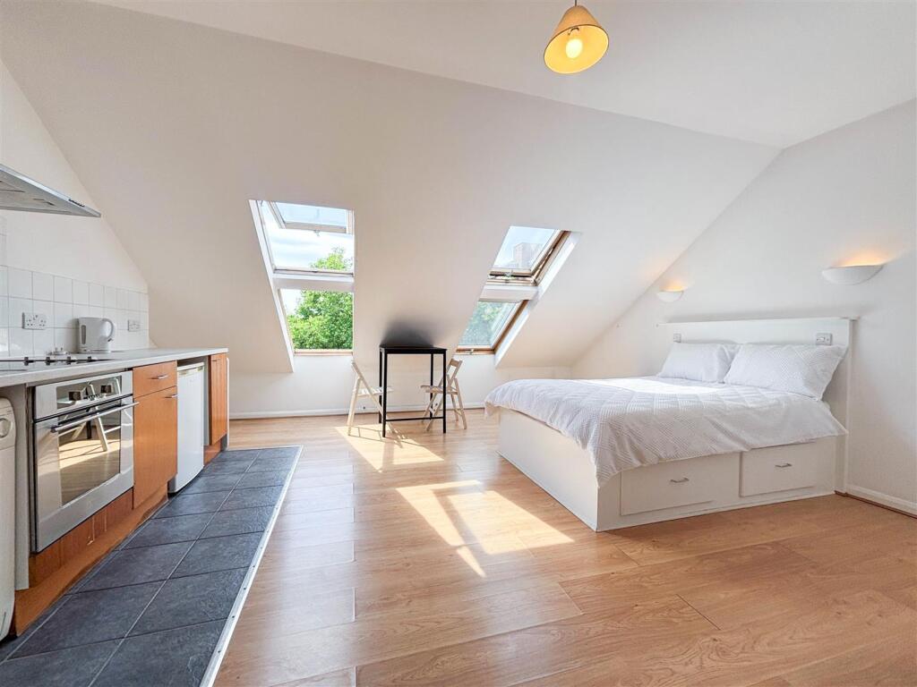 Main image of property: Battersea Park Road, Battersea, SW11