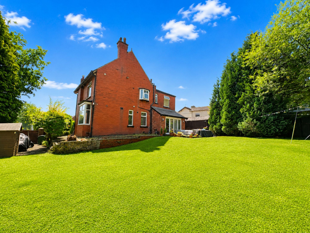 Firs Road, Bolton, BL5 photo 4