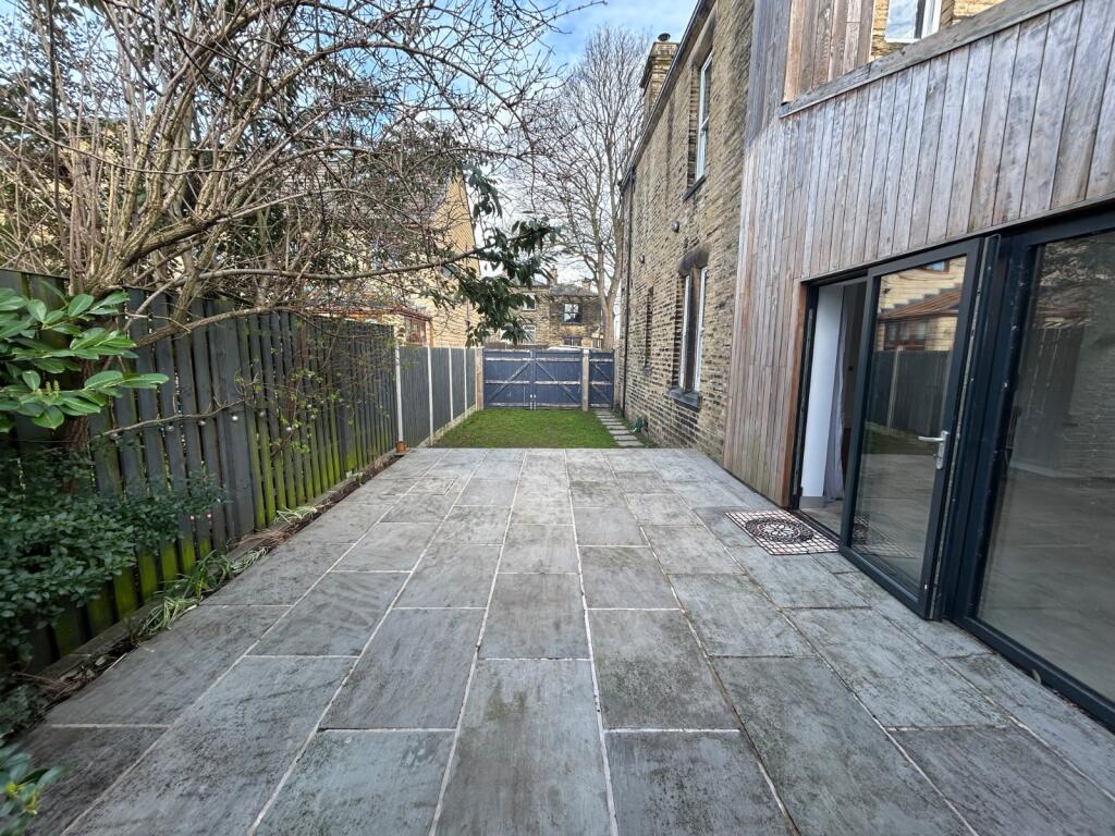 Additional image 28 of Whitcliffe Rd, Cleckheaton, BD19