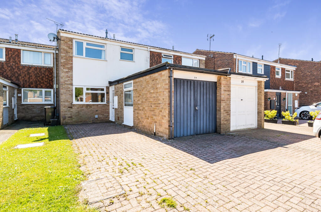 Main image of property: Tansley Moor, Liden, Swindon, SN3