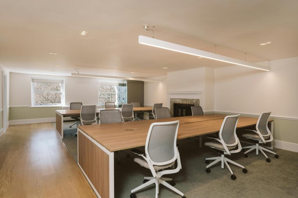 260305-3 Cavendish Sq-18.JPG