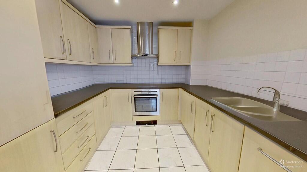 Main image of property: Boardwalk Place, London, E14