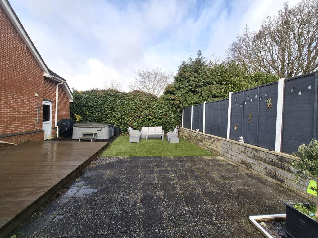 Additional image 23 of Linthorpe Road, Poole, BH15