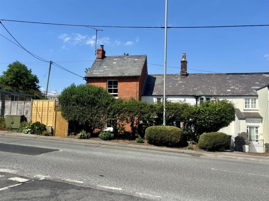 Main image of property: Butts Knapp, Shaftesbury